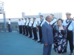 Guard of honour on board the BERLIN